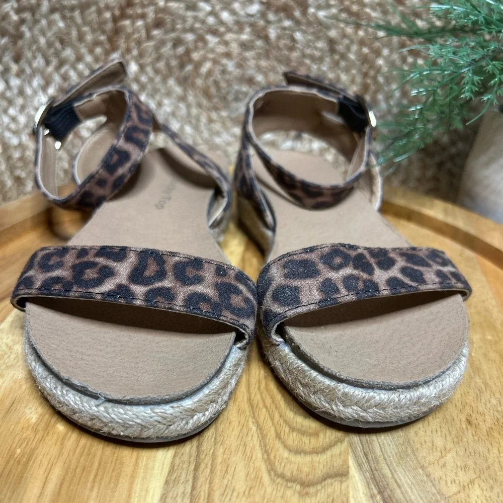 Lucky Top Girl’s Animal Print Sandals
